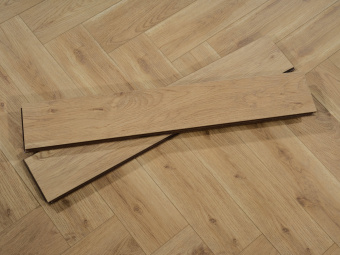 515 Дуб Плимут